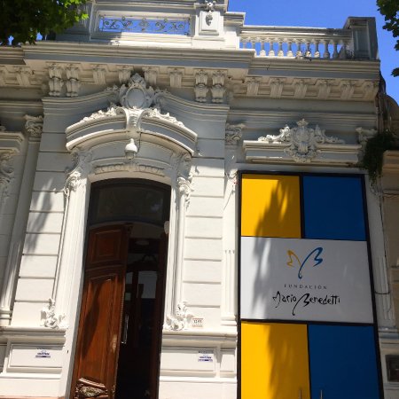 Fachada de la Fundación Mario Benedetti